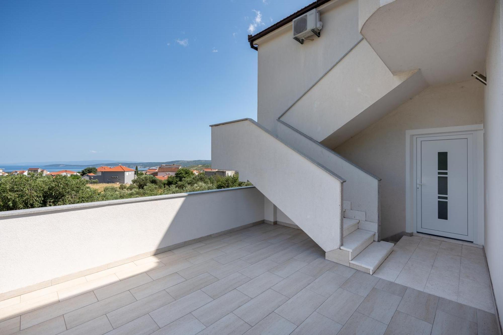 Apartmani Livaja Plano 外观 照片