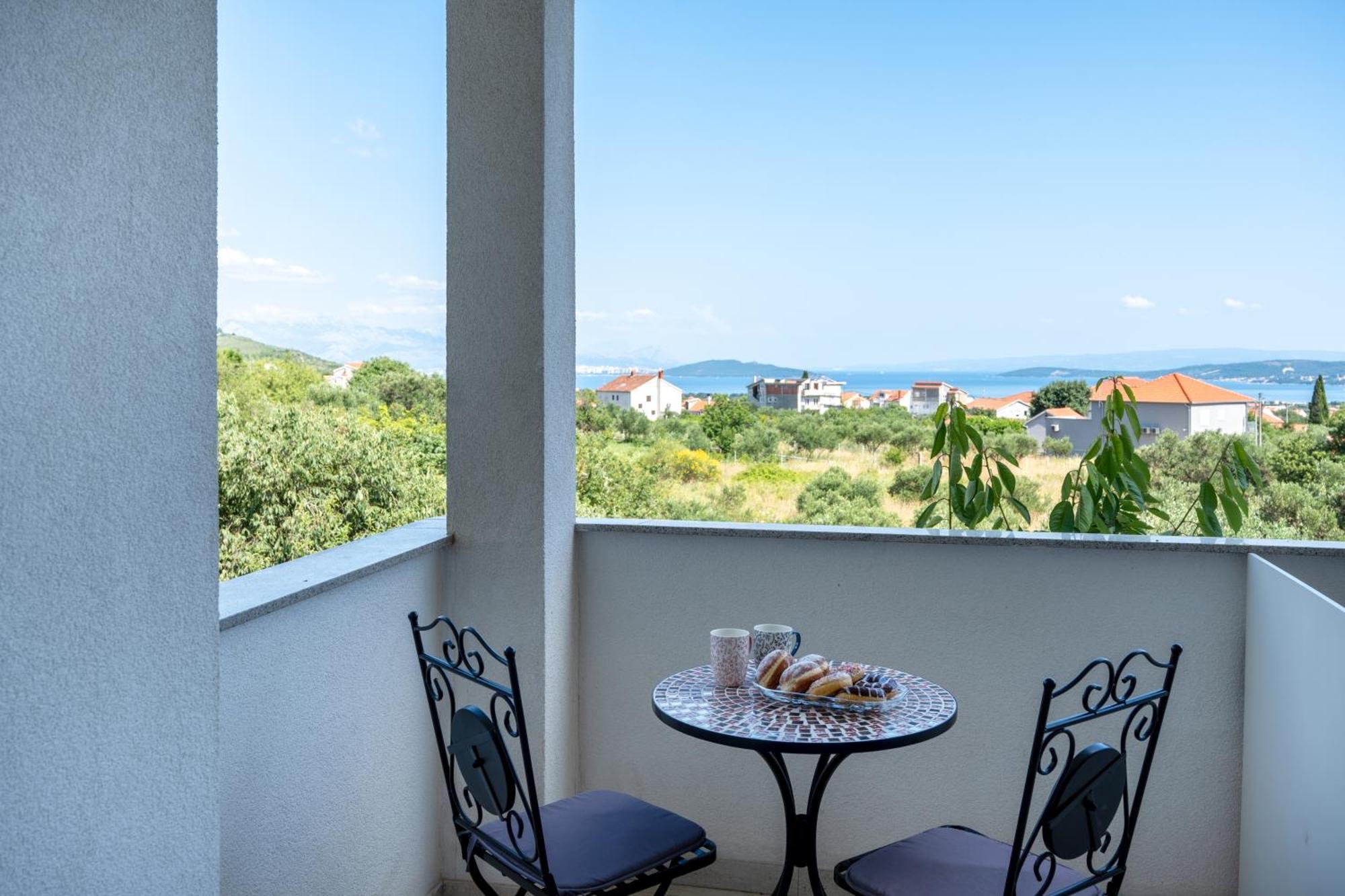 Apartmani Livaja Plano 外观 照片