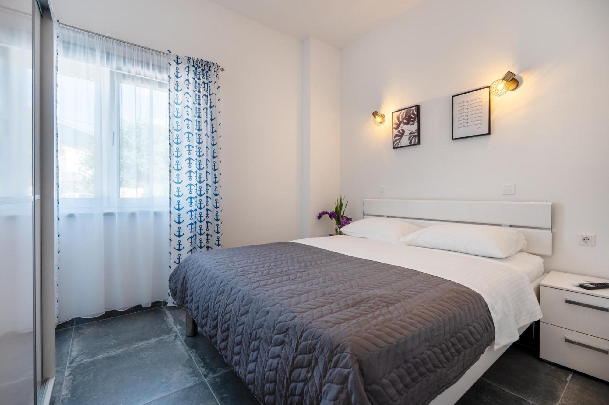 Apartmani Livaja Plano 外观 照片