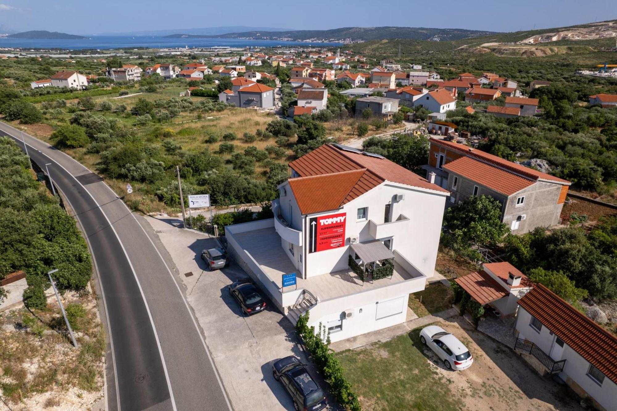 Apartmani Livaja Plano 外观 照片