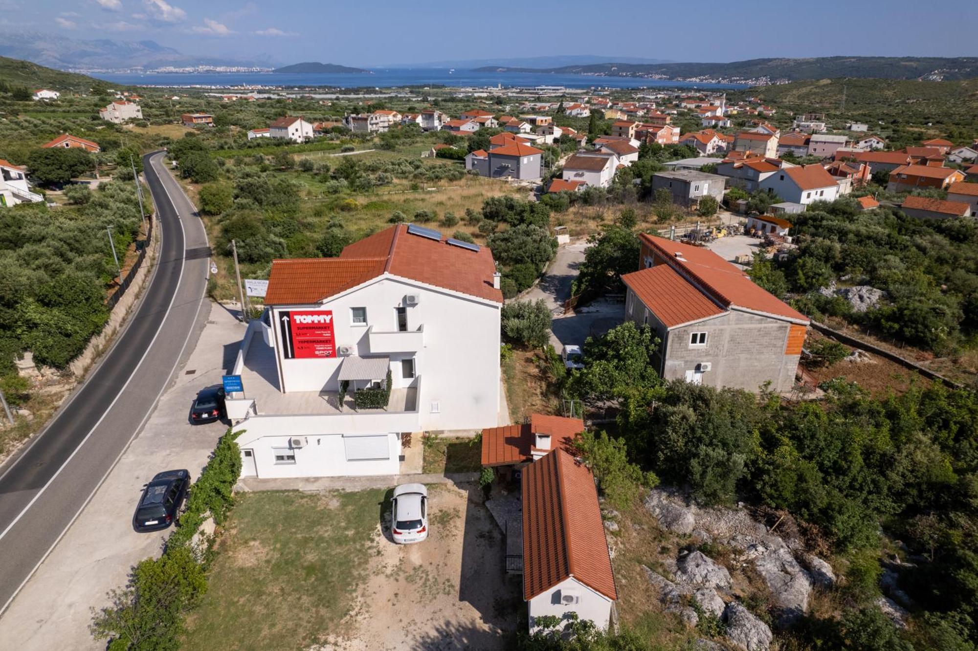 Apartmani Livaja Plano 外观 照片