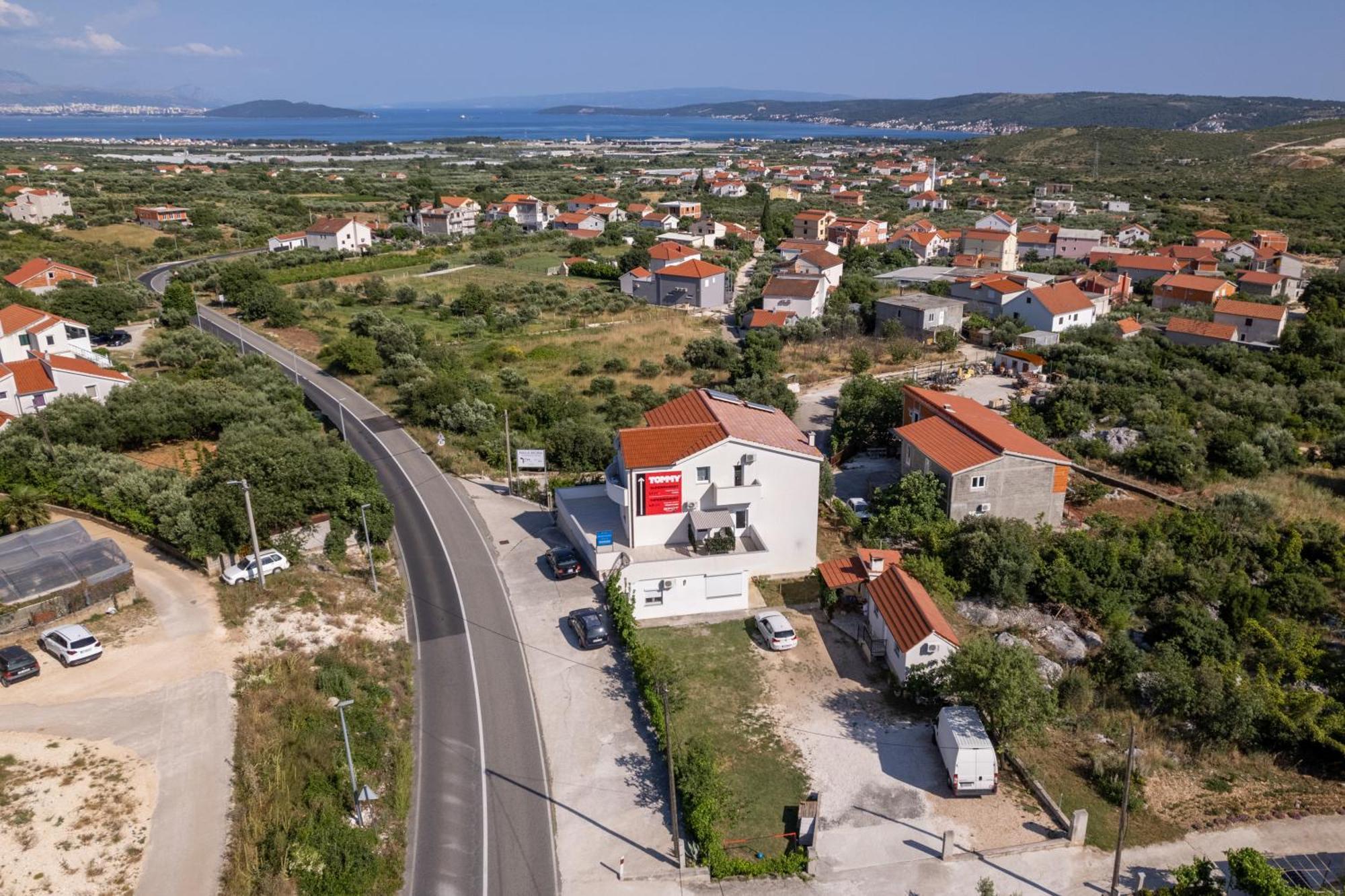 Apartmani Livaja Plano 外观 照片