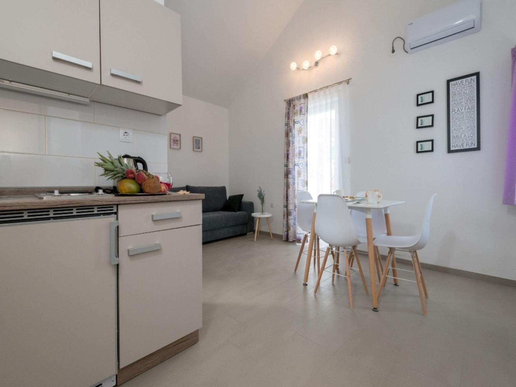 Apartmani Livaja Plano 客房 照片