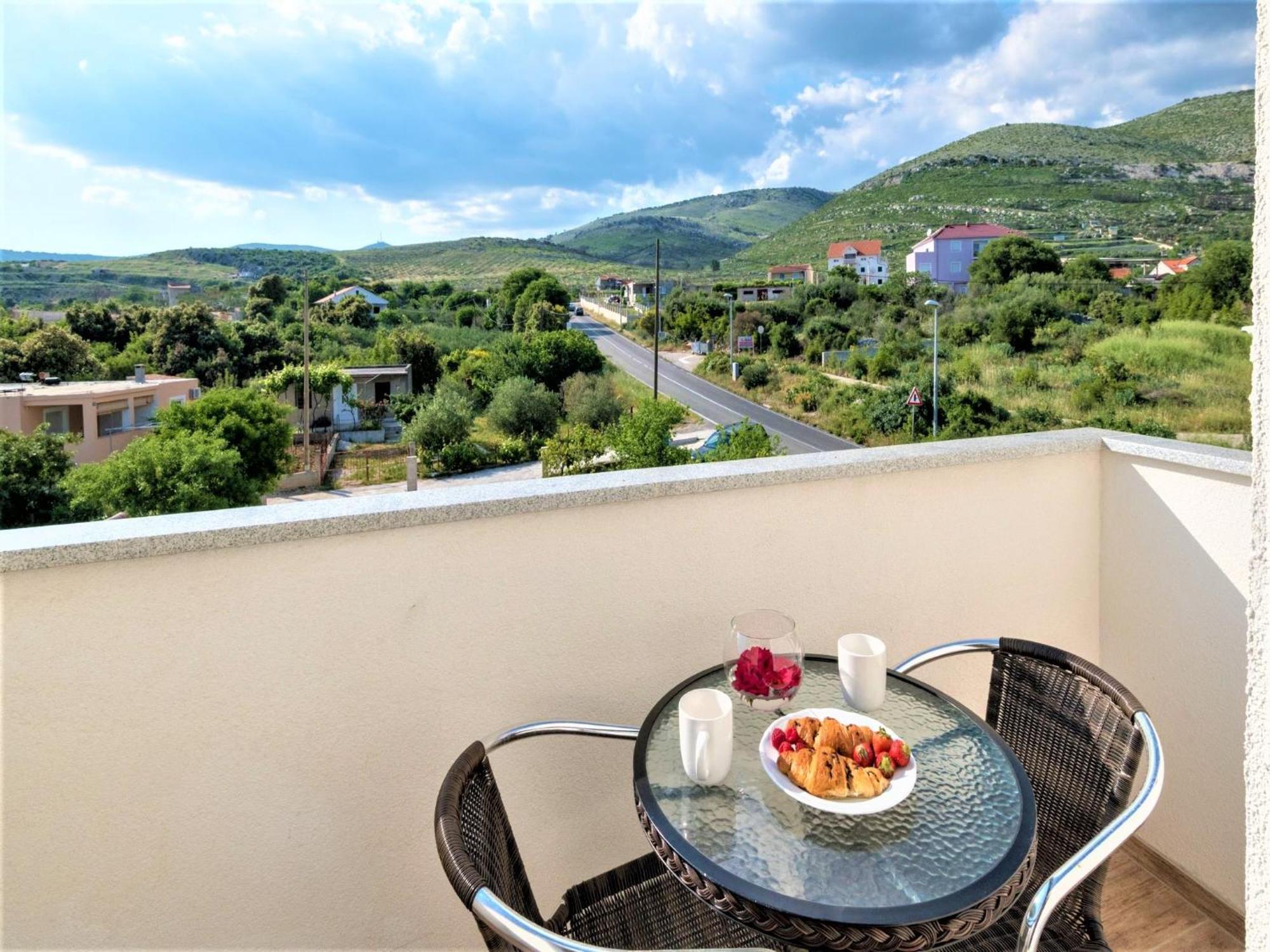 Apartmani Livaja Plano 客房 照片