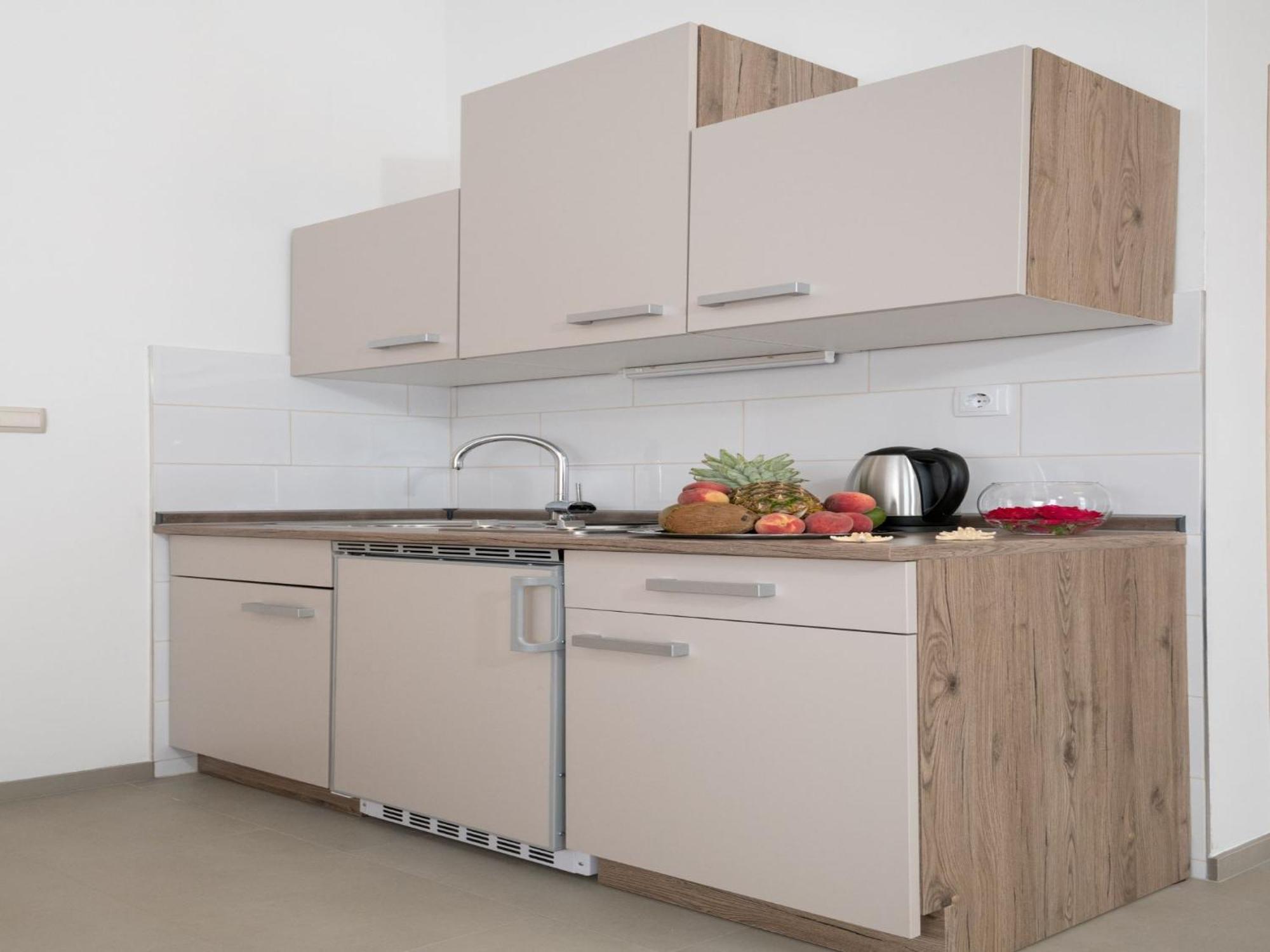 Apartmani Livaja Plano 客房 照片